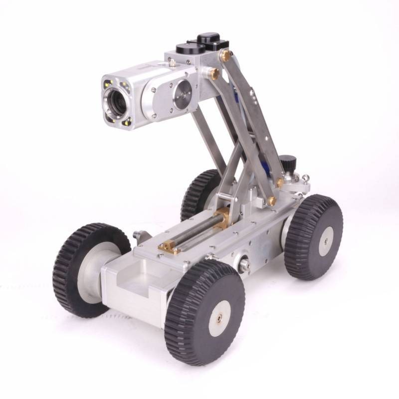 Robot d'inspection autotracté à quatre roues avec tête caméra orientable pour canalisation d'assainissement